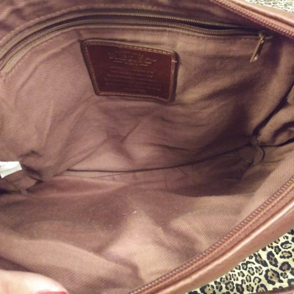 2146 Relic Leather Shoulder Bag Purse - Picture 6 of 8